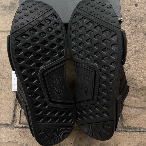 Adidas nmd youth size 4 / women’s size 5 - Picture 4 of 5